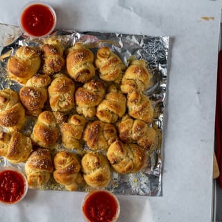 Garlic Knots